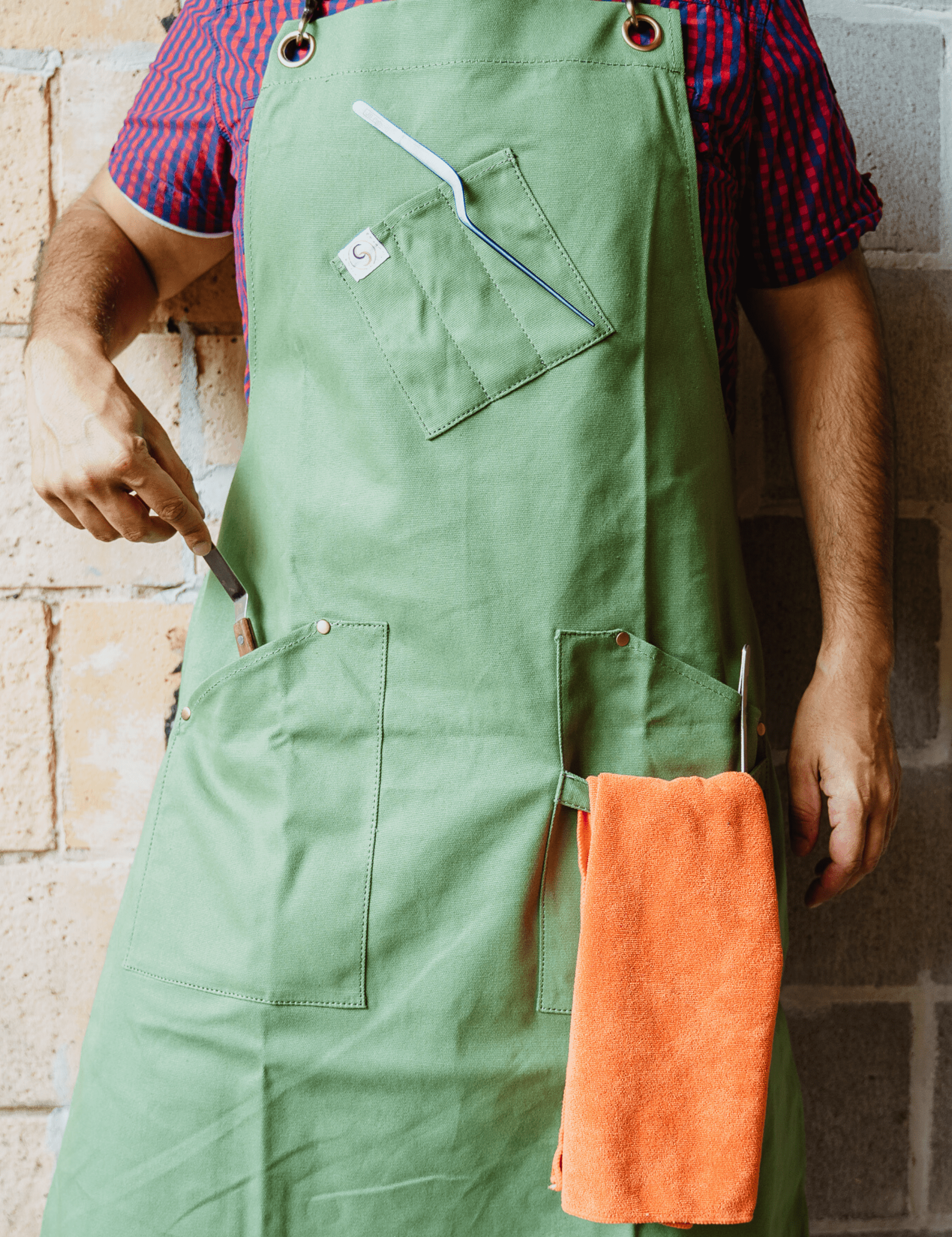 Aprons made by hand with leather straps